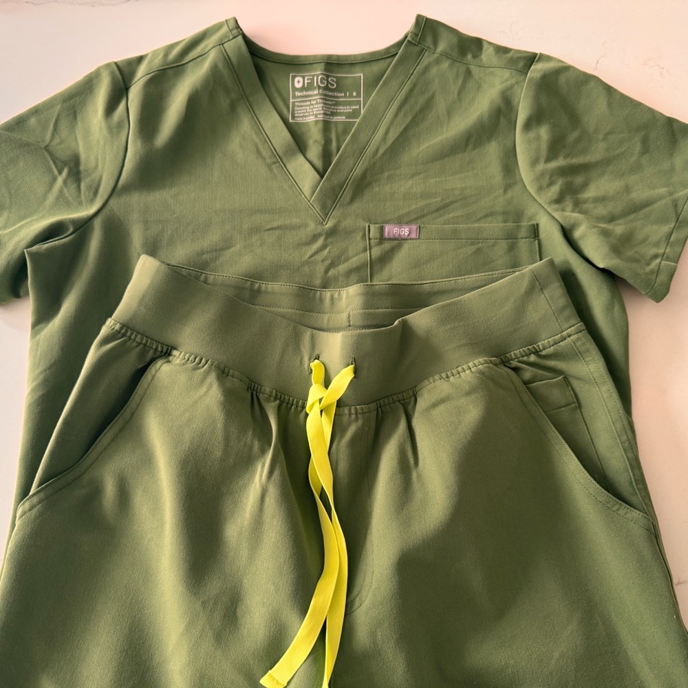 FIGs Limited Edition color- Fern